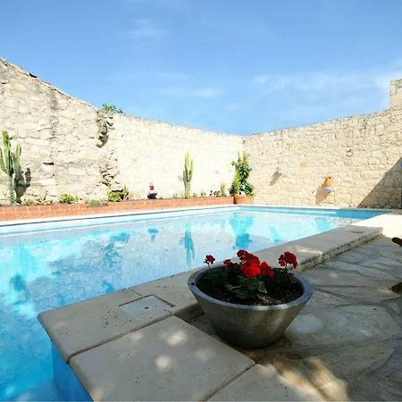 1882 (adults Only) Алачати