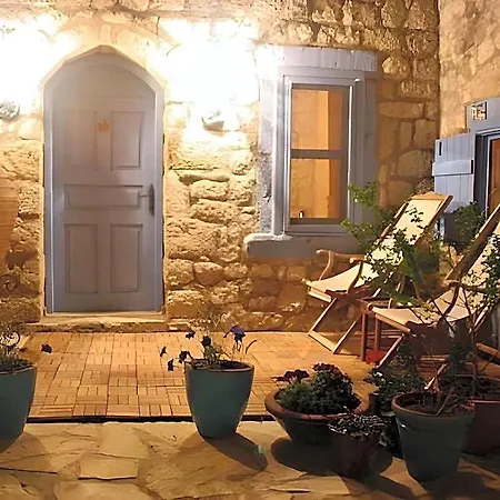 Inn 1882 (adults Only) 4*